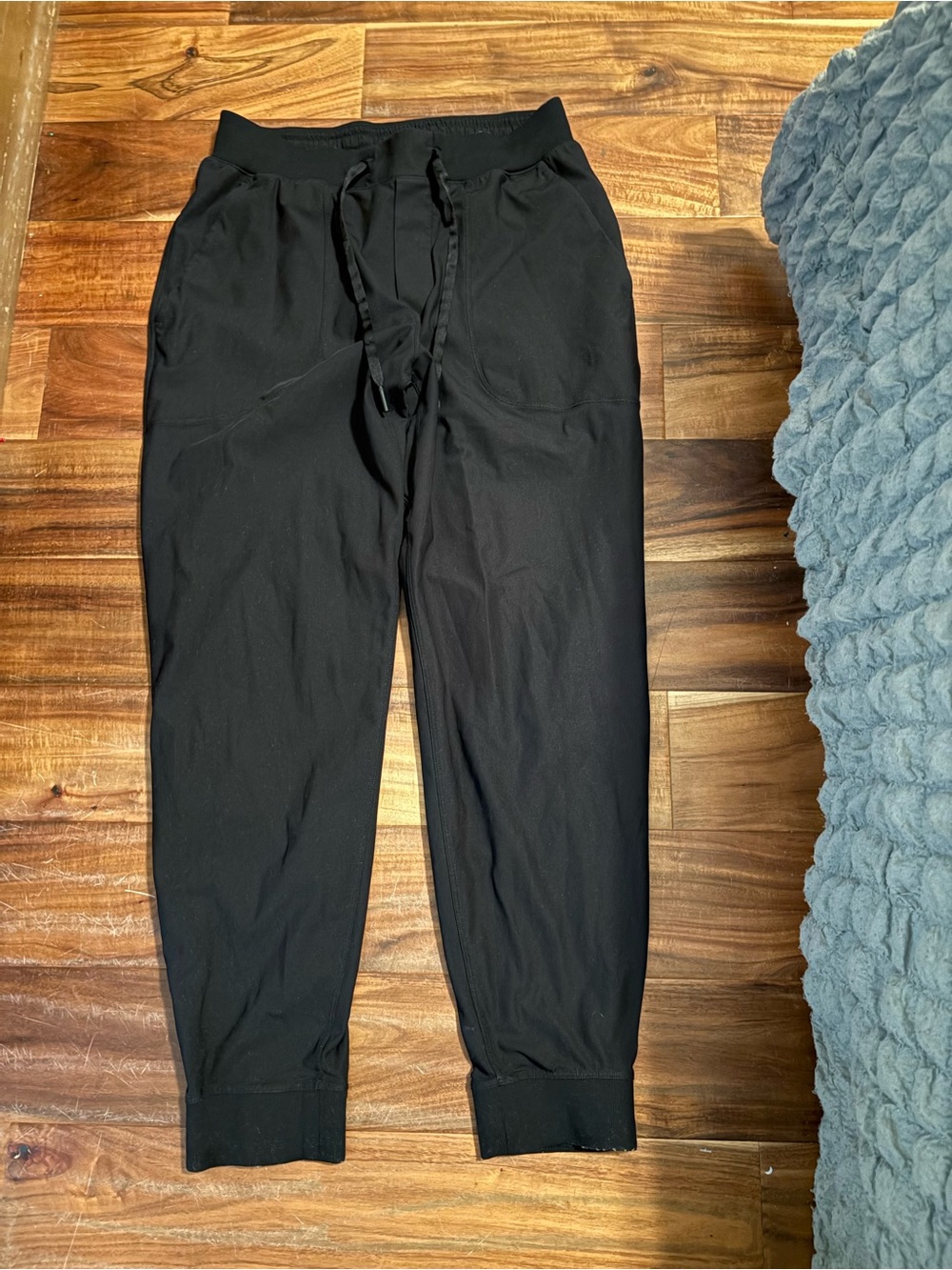 Lululemon Men’s Black Athletic Jogger Pants Size Medium 26” Inseam (1479)